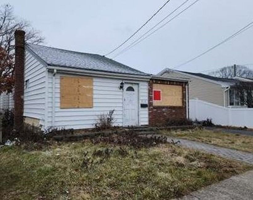 3112 Royal Ave, Oceanside, NY 11572 Zillow