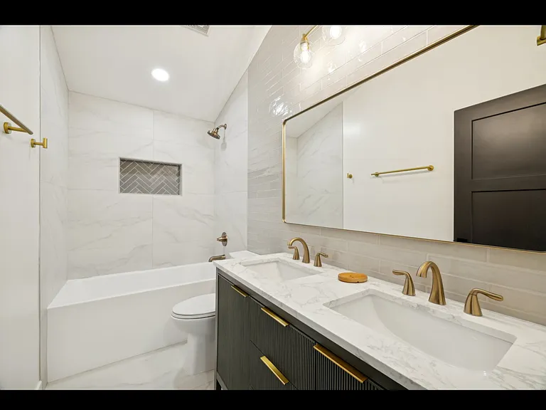1216 W Rovey Ave — Photo 11