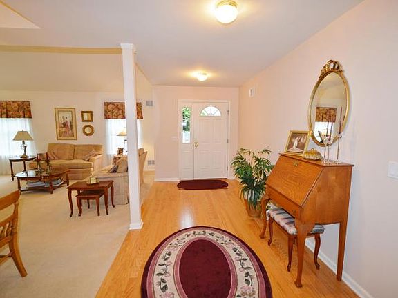 2nd image of 3531 Vicari Ave