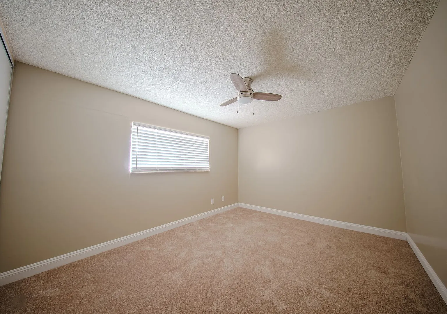 230 - 248 Olive Avenue — Photo 4