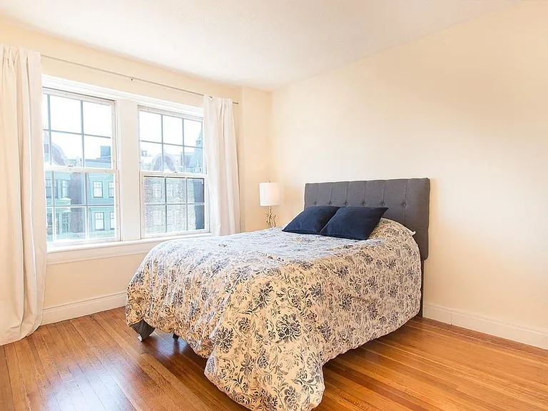 534 Beacon St #803 — Photo 7