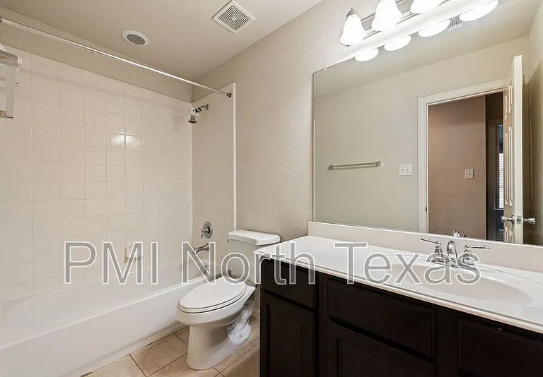 10516 Bolivar Dr — Photo 18