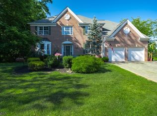 1 Miller Ln, Whitehouse Station, NJ 08889