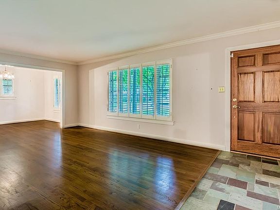 4th image of 4012 Marquette Dr