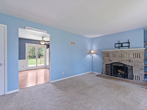 2nd image of 54690 Gilman Dr