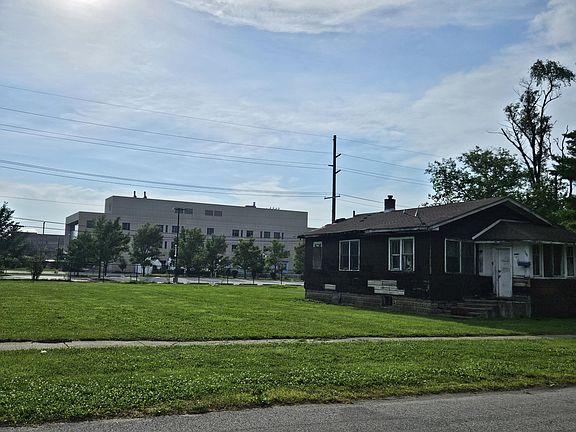 3rd image of 3484 Connecticut St
