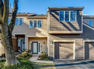 91 Fairfax Ct #R-7, Madison, NJ 07940