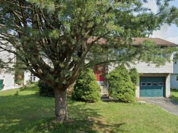 2705 Hay Ter, Easton, PA 18045