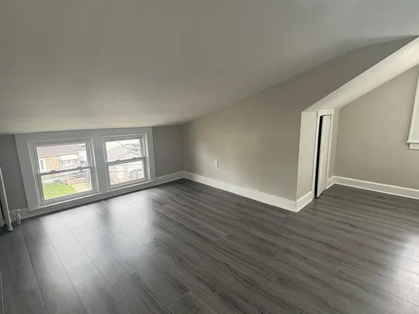 28 Beechwood Pl, Irvington, NJ 07111