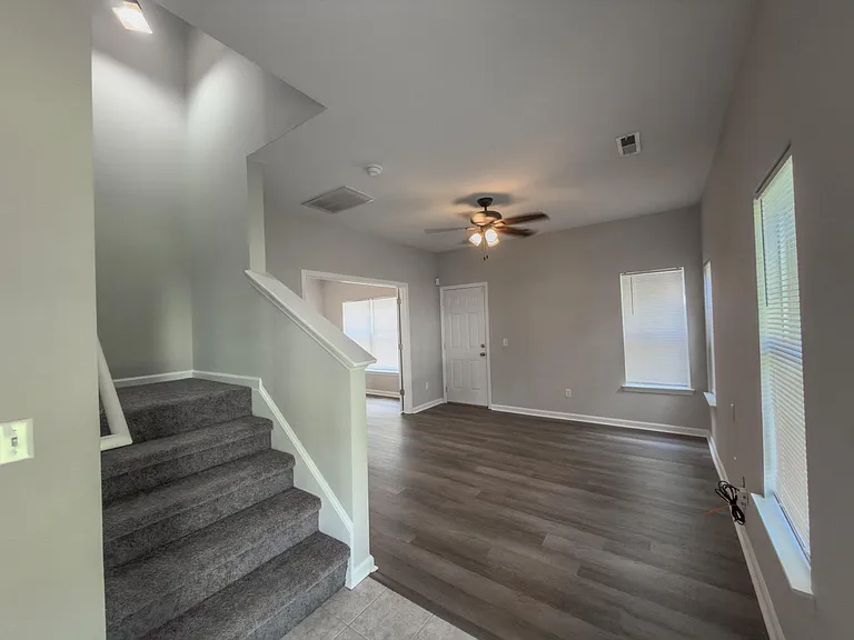 251 Grand Oaks Dr — Photo 26