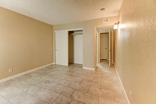 2125 Sun Ave #B Photo 1