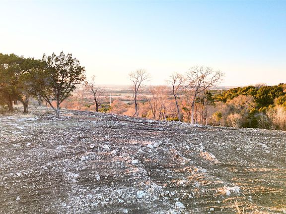 4th image of 1011 Cedar Ridge Rd