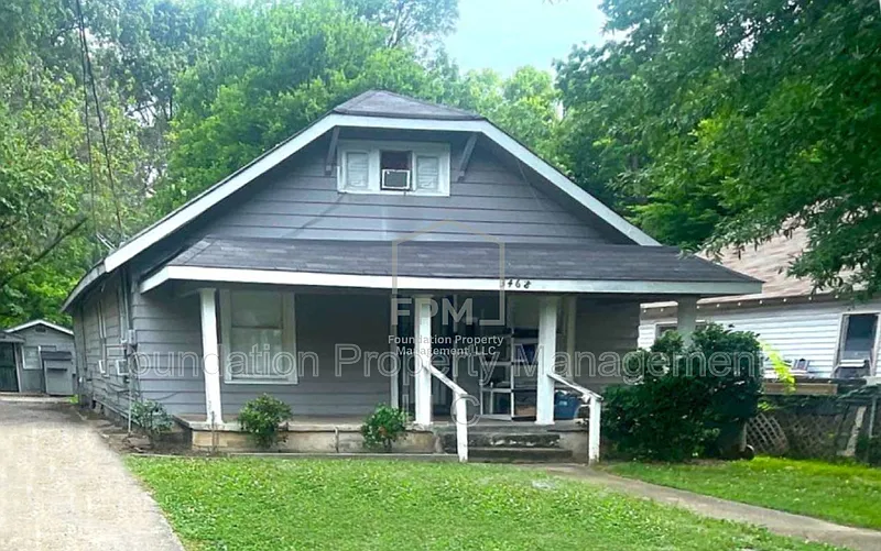 3468 Bowen Ave