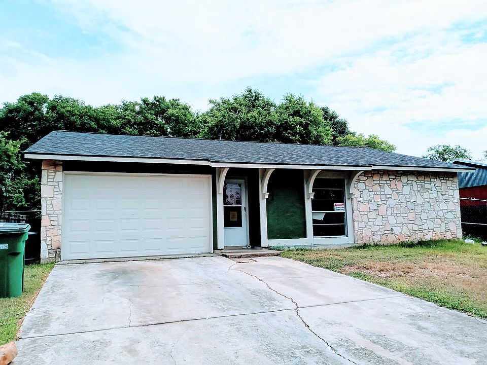 1st image of 4243 Dexired Dr