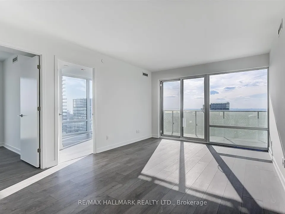 501 Yonge St #5212