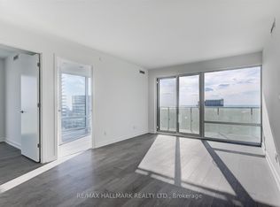501 Yonge St #5212, Toronto, ON M4Y 0G8