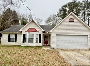 5270 Sterling Trace Ct, Lilburn, GA 30047