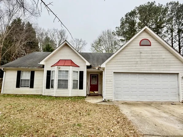 5270 Sterling Trace Ct, Lilburn, GA 30047