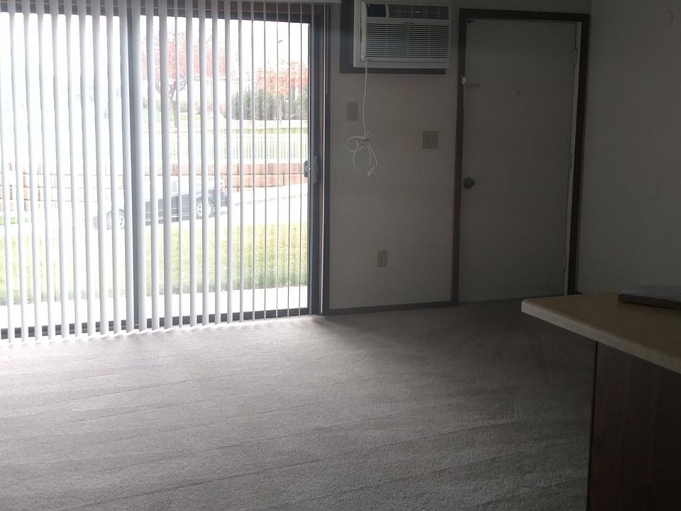 2nd image of 1910 N 11th St APT 2