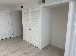 1220 Cabrillo Park Dr APT B, Santa Ana, CA 92701