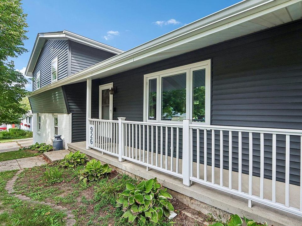 1st image of 926 Hillside DRIVE