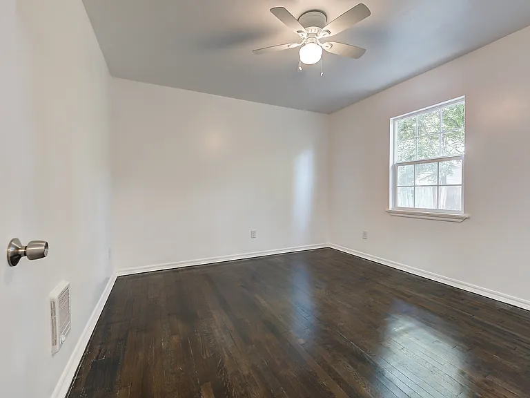 2416 SW 33rd St — Photo 20