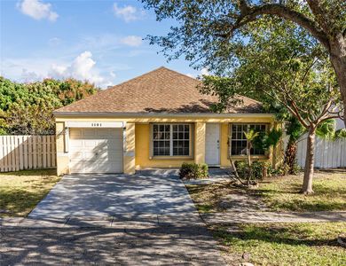 1101 SW 86th Ave, Pembroke Pines, FL, 33026