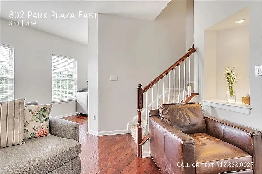 3 bedroom 3 bath Village At Pine — Photo 3