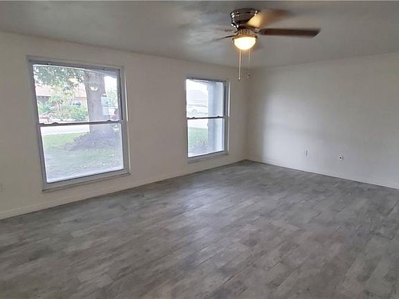 5th image of 3628 Rockaway Dr