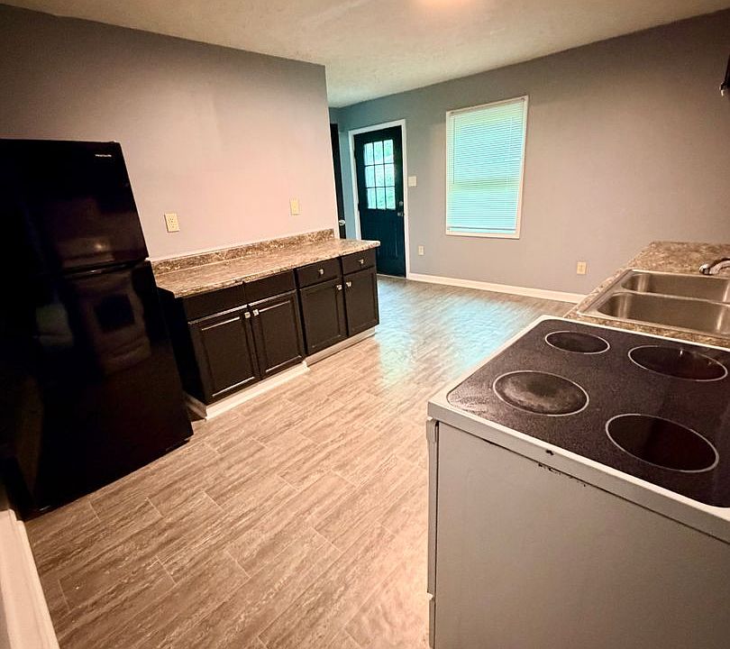 1st image of 268 E Loudon Ave #2