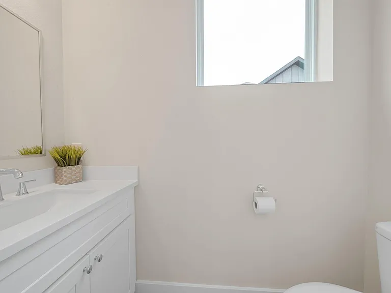 2502 W Tidwell Rd #A — Photo 16