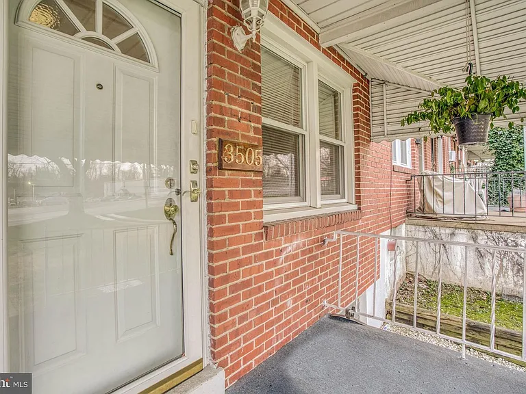 3505 Wilkens Ave — Photo 4