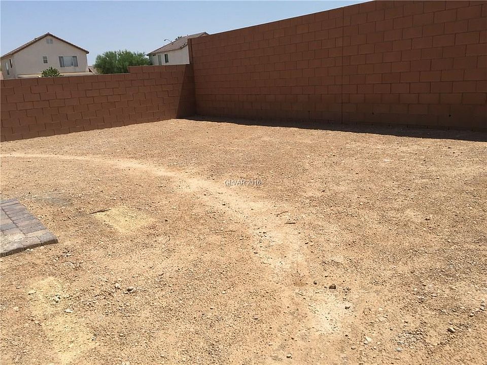 2nd image of 7679 Pyrenees Park Dr
