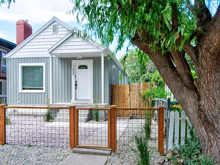1480 S Roberta St — Photo 1