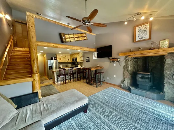 100 Creekside Dr, Arnold, CA 95223