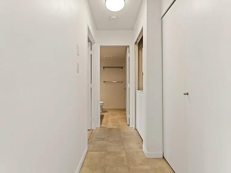 4888 Hazel St #902 — Photo 18