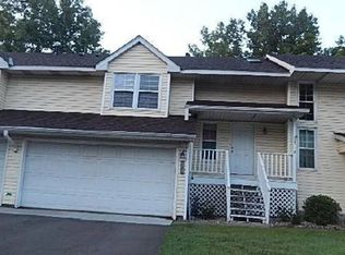 6621 Stillwater Blvd N, Oakdale, MN 55128