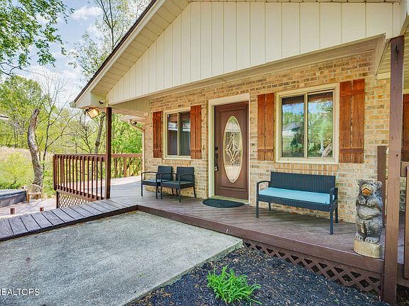 4th image of 408 Lake Hollow Rd