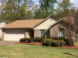 48 Zircon Dr, Maumelle, AR 72113
