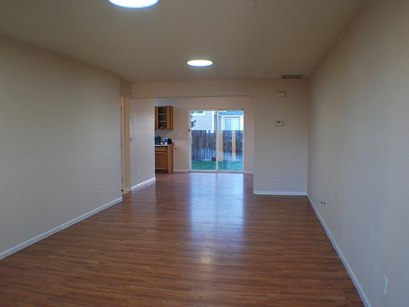 Living Room & Dinning Room
