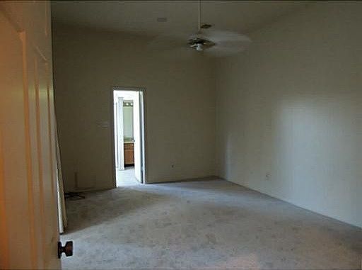 3rd image of 413 Chimney Hill Dr