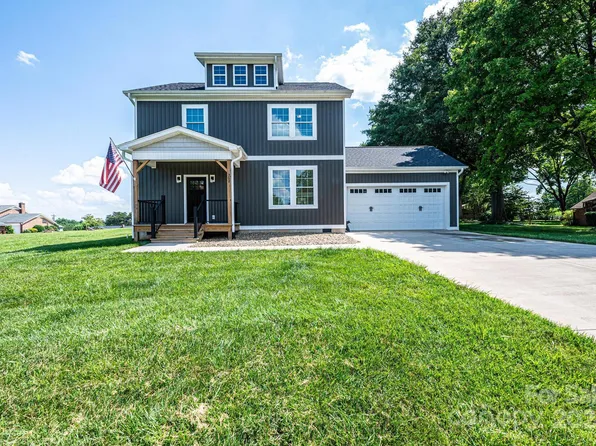 362 Hillsboro Rd, Taylorsville, NC 28681