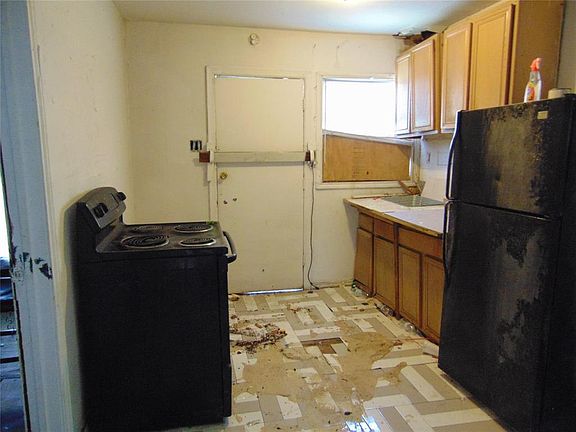 5th image of 2205 Lea Crest Dr