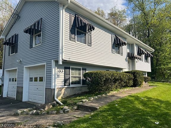 2nd image of 33 Circle Dr