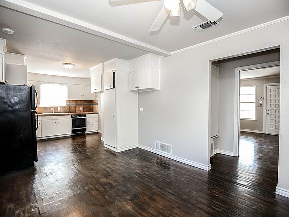 4th image of 4705 Beverly Dr