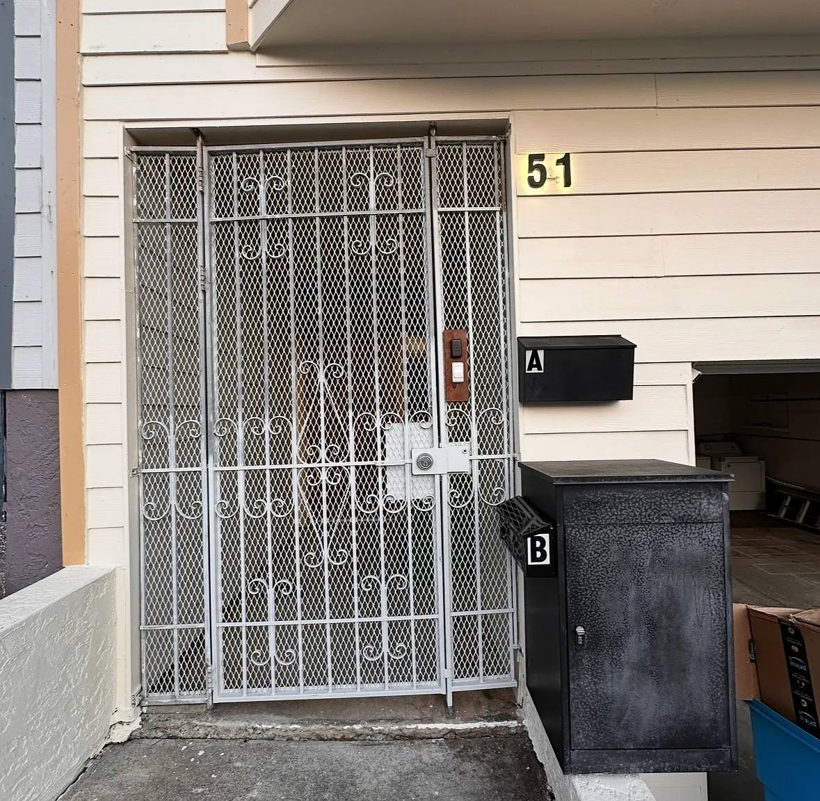 2 bed, 1095 sqft, $5,000 — Photo 2
