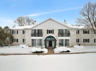 87 Golf Pkwy UNIT B, Madison, WI 53704
