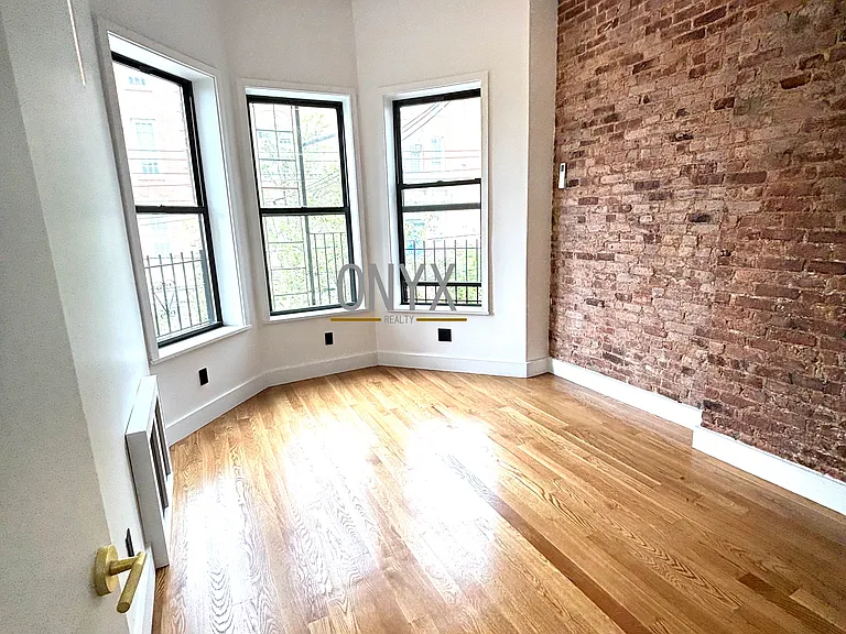 60-84 Catalpa Ave #2 — Photo 6