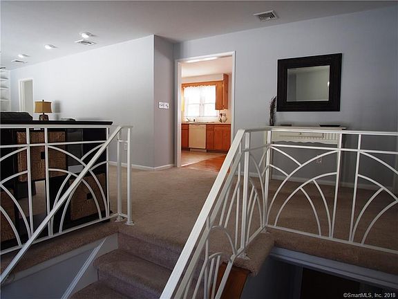 2nd image of 5 Fern Dr