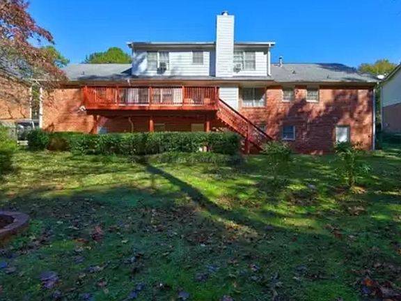 3rd image of 753 Chesterfield Dr